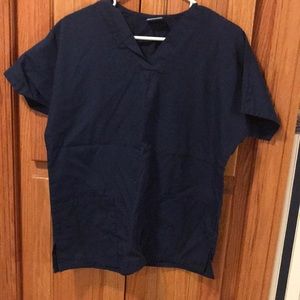 Cherokee scrub top